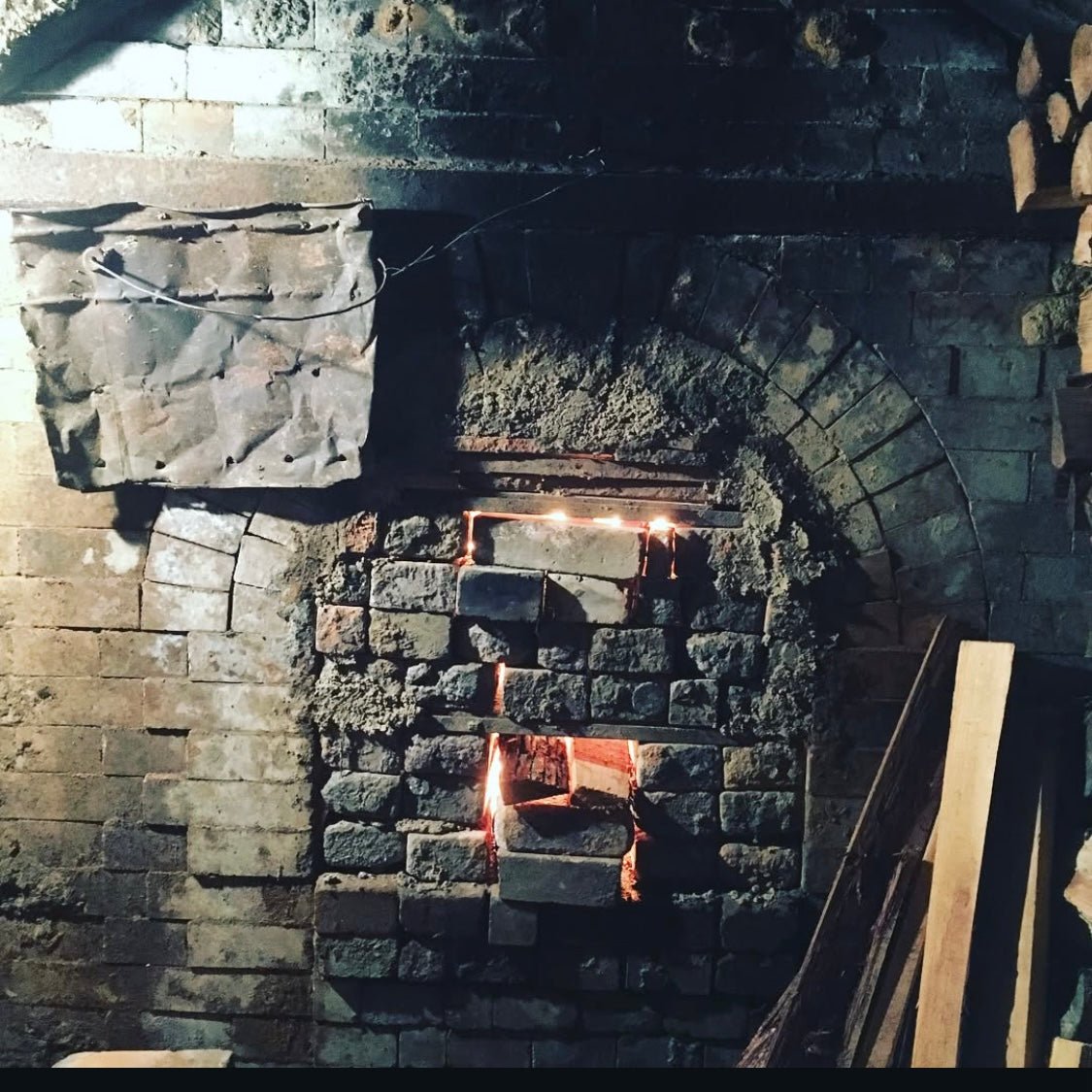 What Is Bizen Pottery? - MIKA