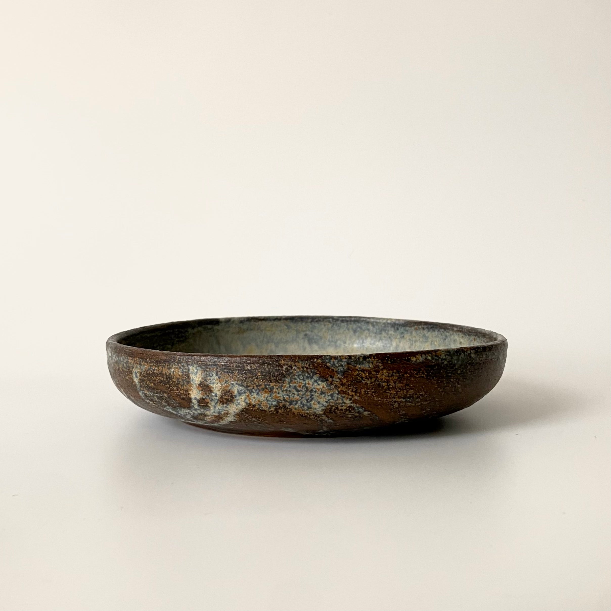 Ceramic 7" Shallow Bowl - Leaffall | Utsuroi by MIKA