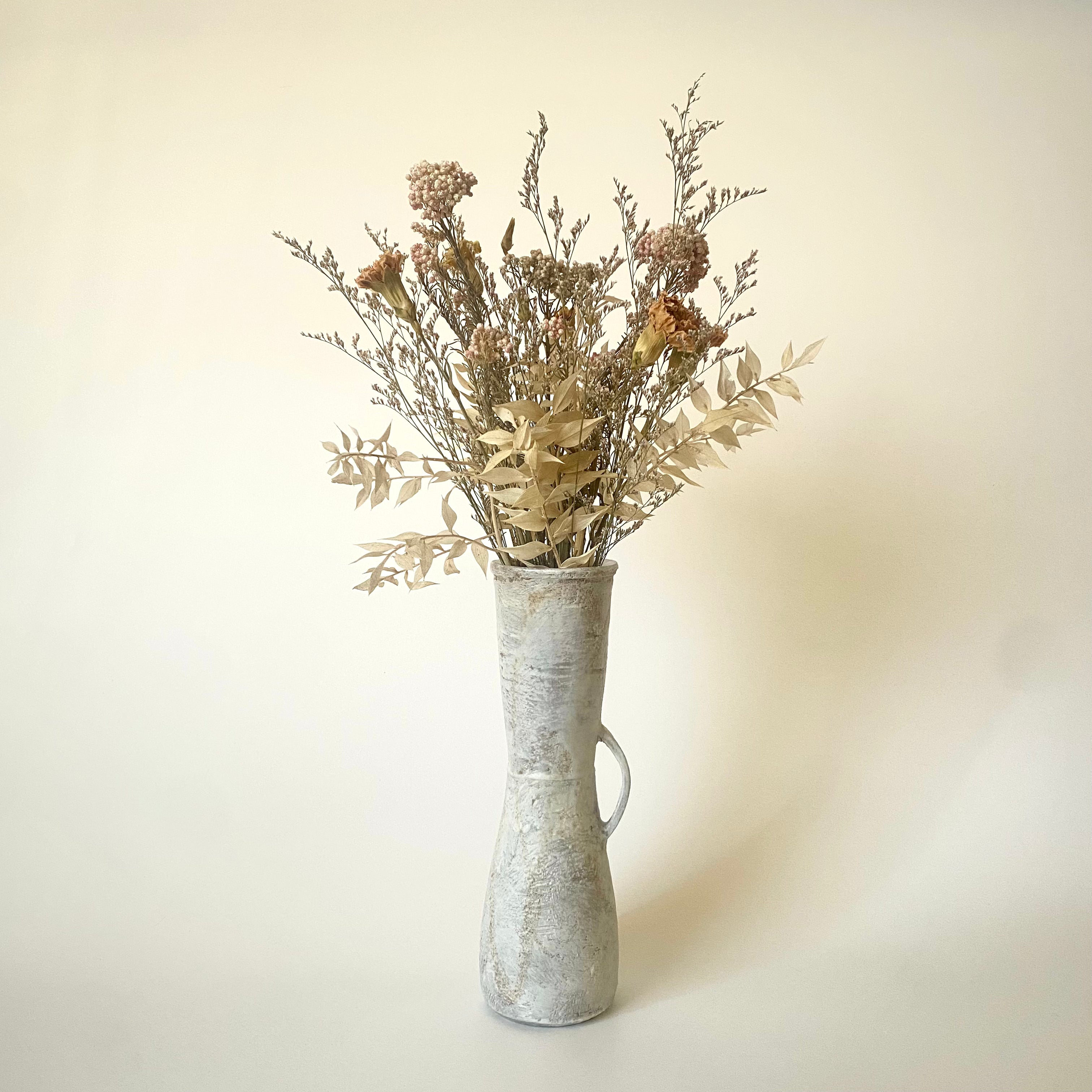 Utsuroi – Handmade Ceramic Vase Frost | MIKA Original Pottery