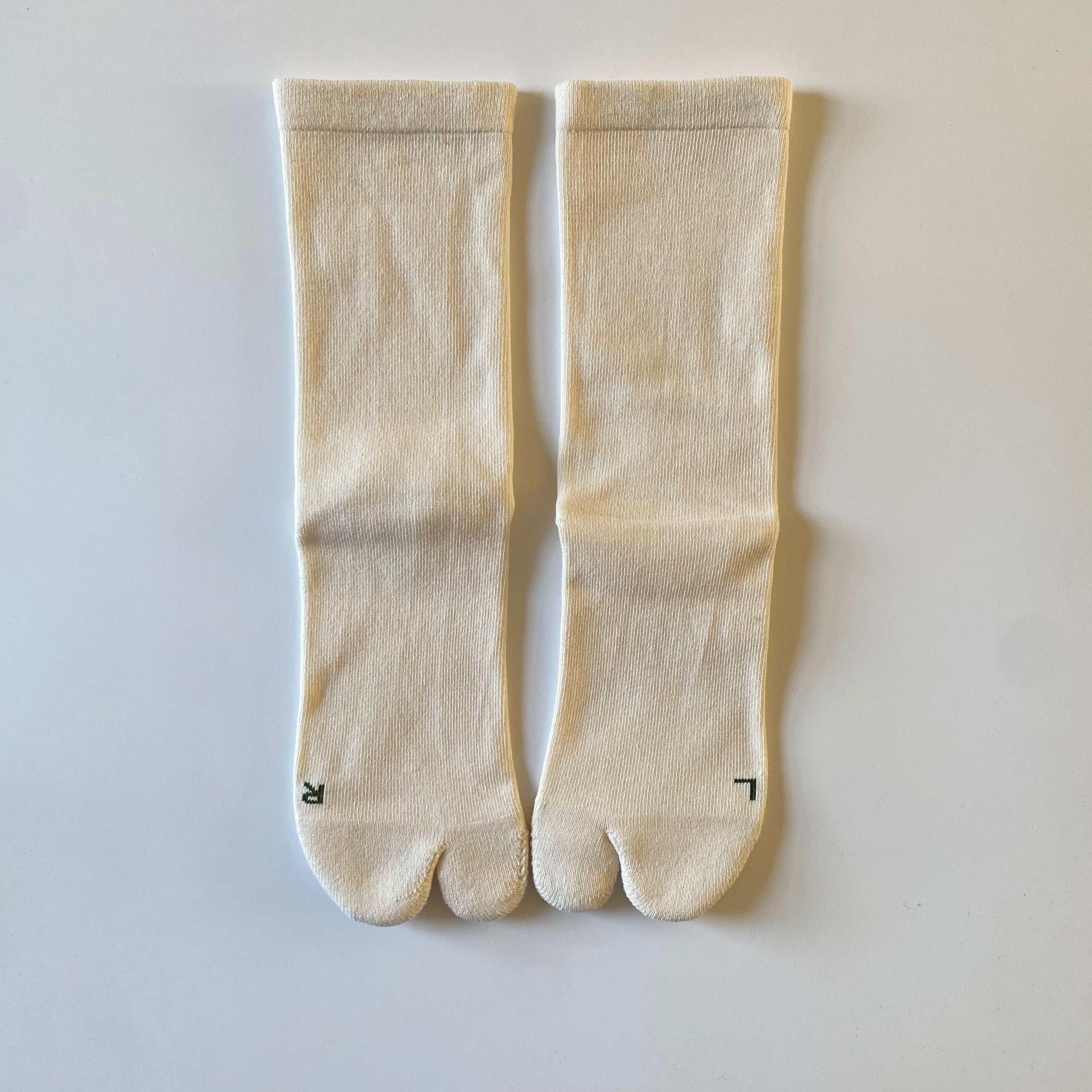 AMITABI Essential Tabi Socks - Taiko Co.Ltd