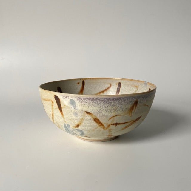 Kayo O’Young / soft cream colored Bowl 2025 - MIKAHardgoods