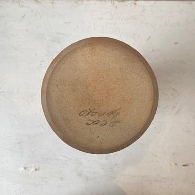 Kayo O’Young / Vase 2025 - MIKAHardgoods