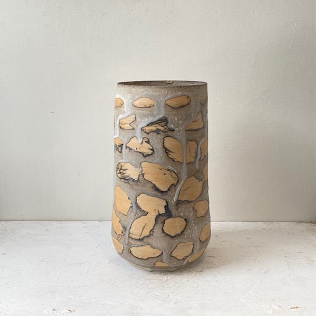 Kayo O’Young / Vase 2025 - MIKAHardgoods