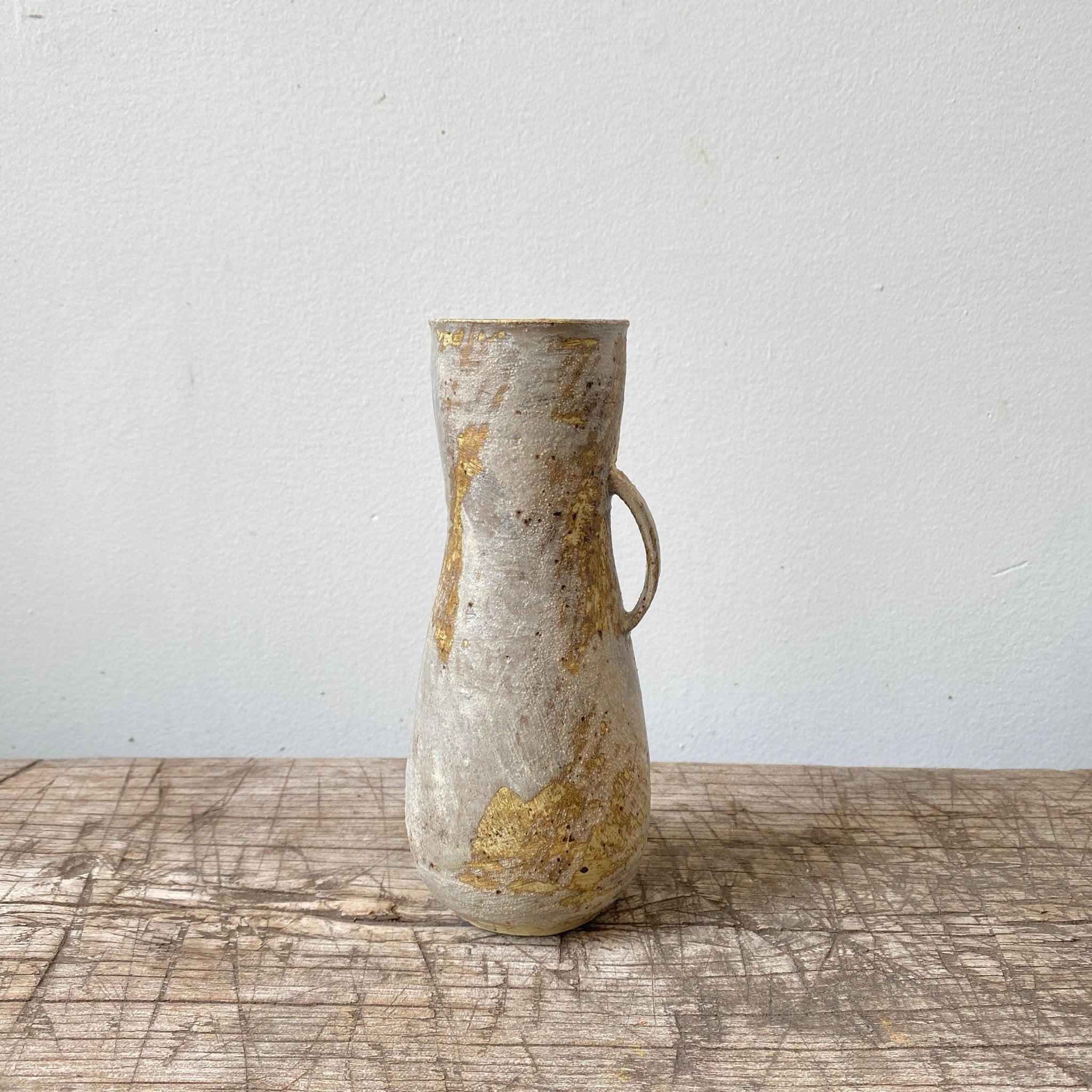MIKA’S HANDMADE KOHIKI VASE (Beige) - MIKAHardgoods
