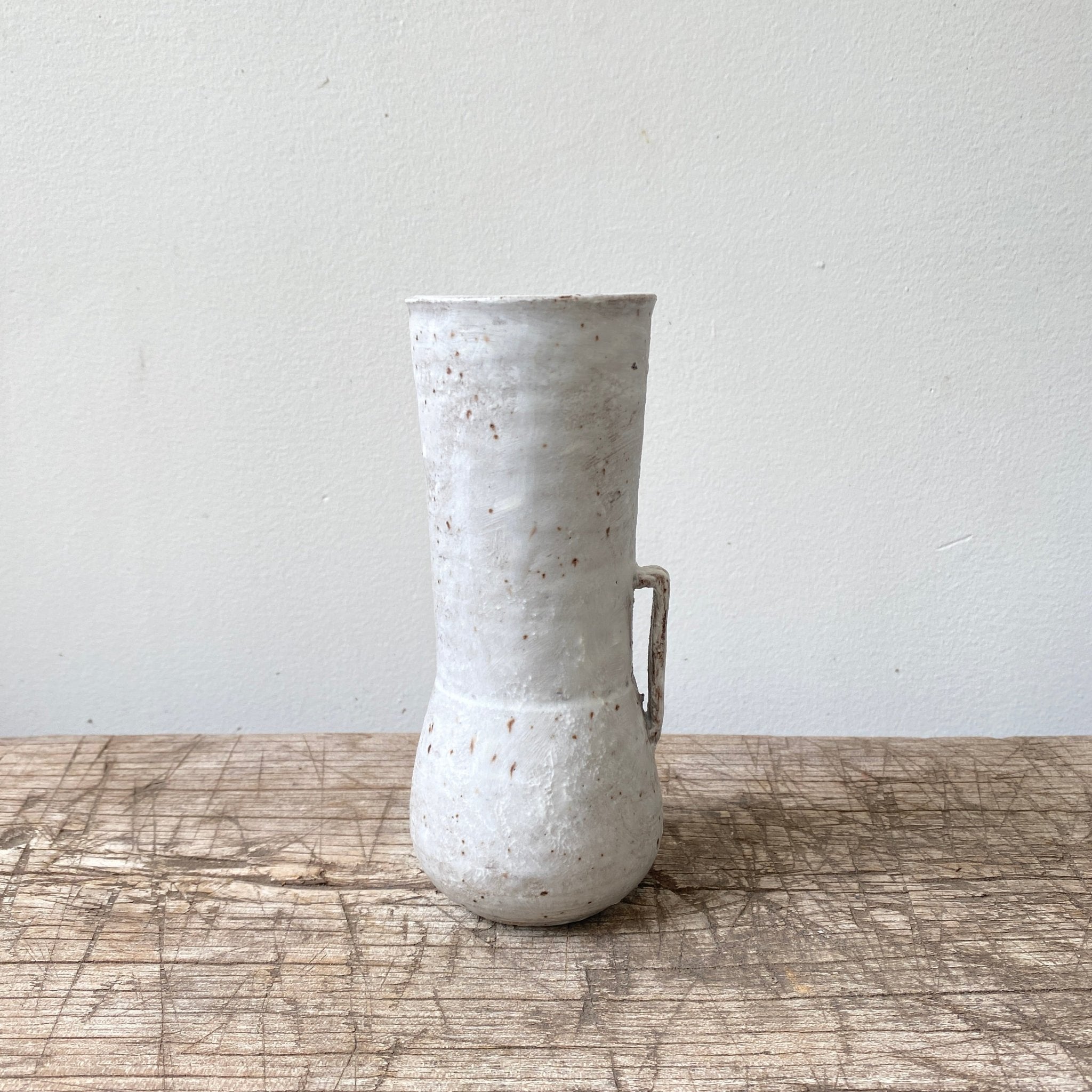 MIKA’S HANDMADE KOHIKI VASE - MIKAHardgoods