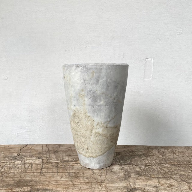MIKA’S HANDMADE KOHIKI VASE - MIKAHardgoods