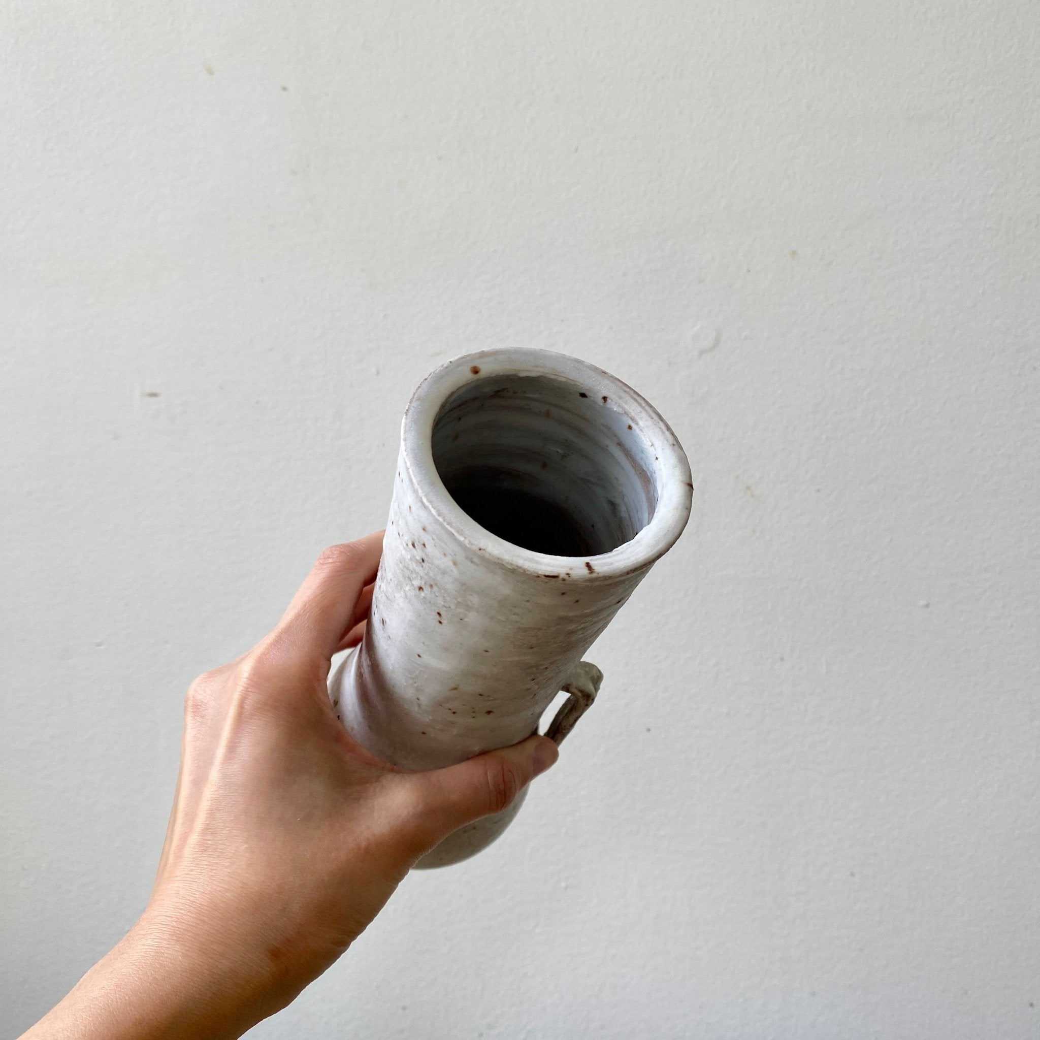 MIKA’S HANDMADE KOHIKI VASE - MIKAHardgoods
