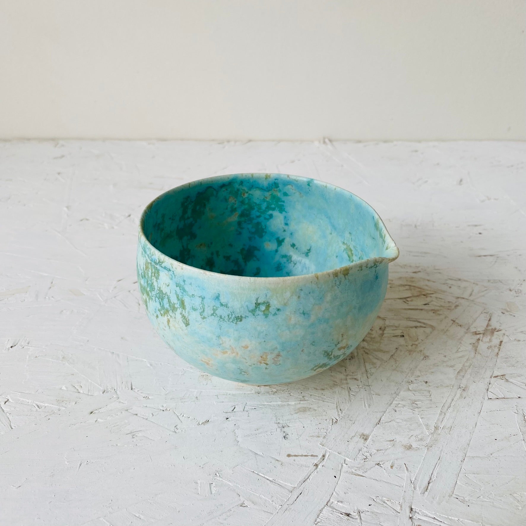 Katakuchi Bowl (Makiko Hicher) - MIKAFleur
