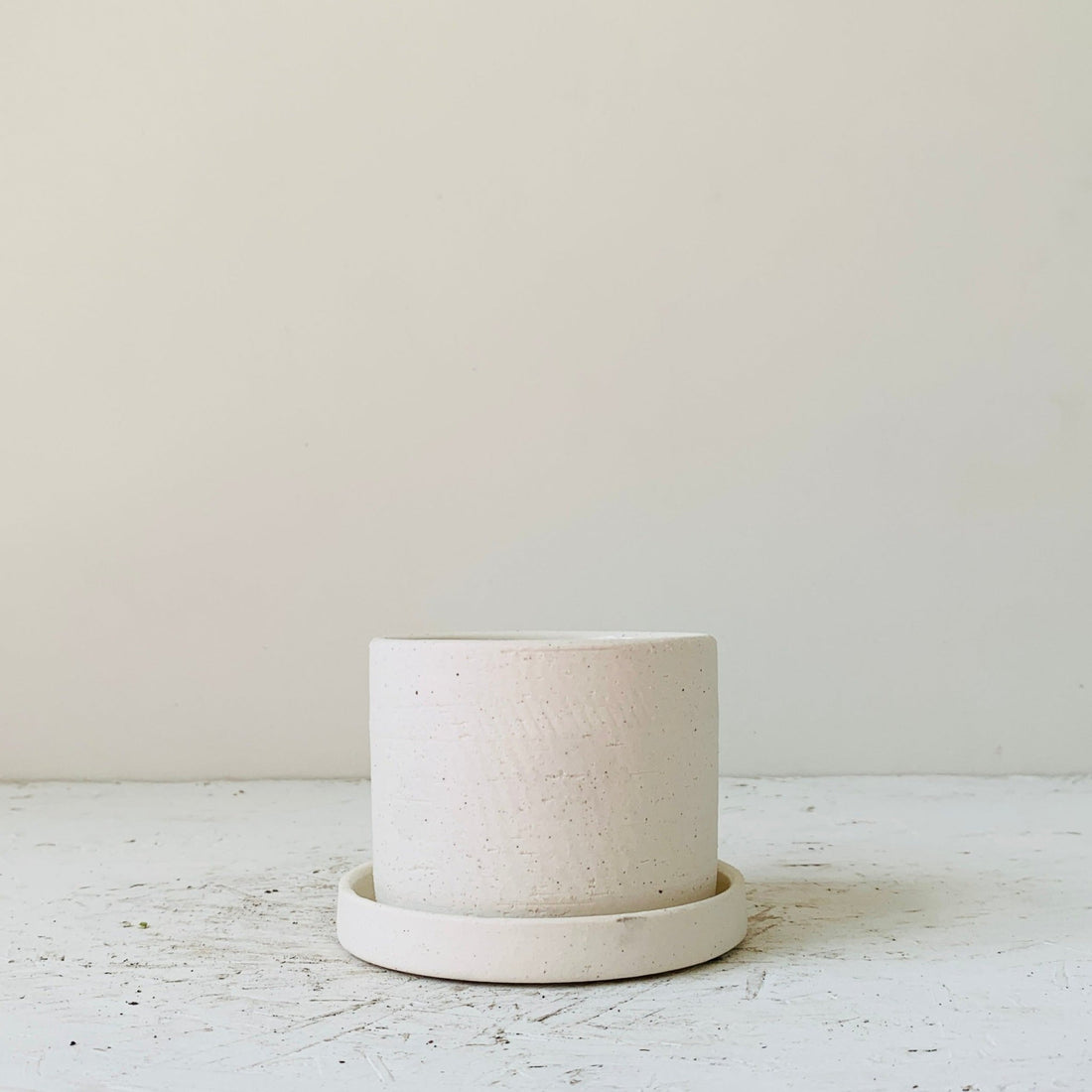 3.5&quot; ceramic pot with drainage hole and saucer - MIKAFleurHardgoods