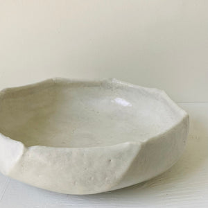 
                  
                    Load image into Gallery viewer, Serving bowl 2 (Satoshi Yoshikawa)
                  
                