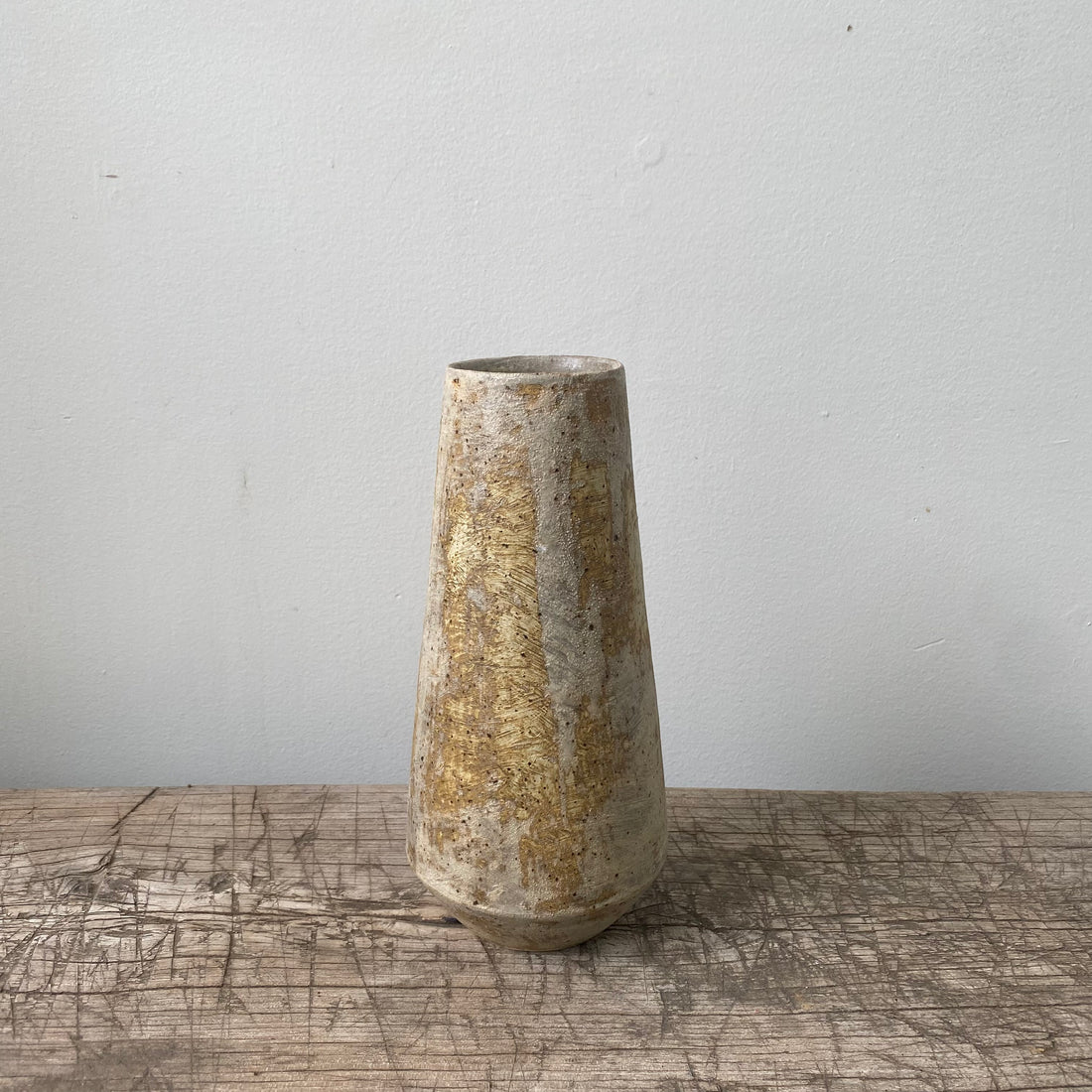 MIKA’S HANDMADE KOHIKI VASE