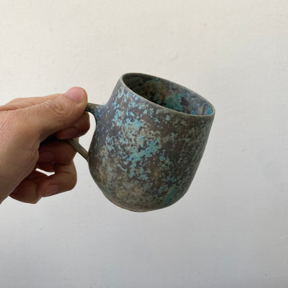 Round Mug/ Makiko Hicher