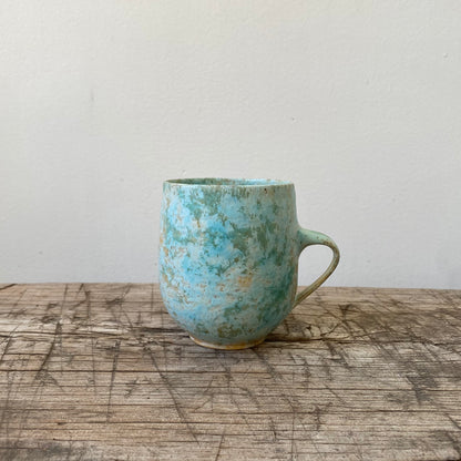 Round Mug/ Makiko Hicher