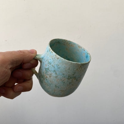 Round Mug/ Makiko Hicher