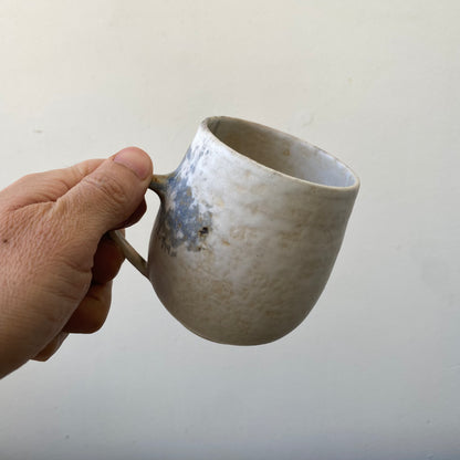 Round Mug/ Makiko Hicher
