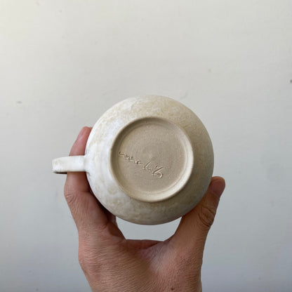 Round Mug/ Makiko Hicher
