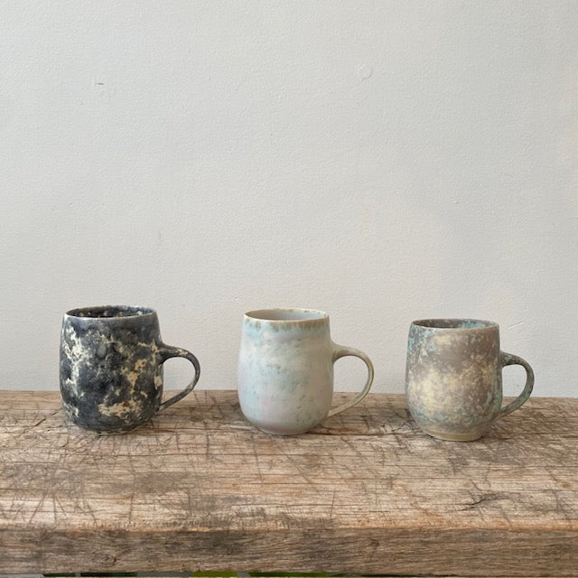 Round Mug/ Makiko Hicher