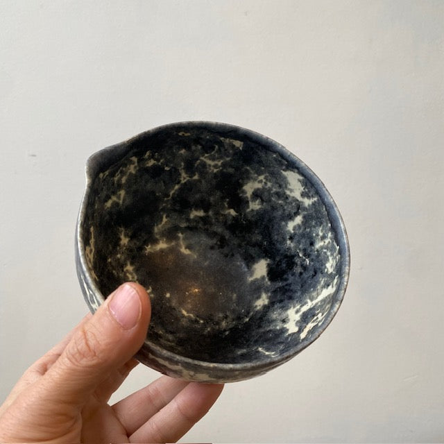 Katakuchi Bowl (Makiko Hicher)