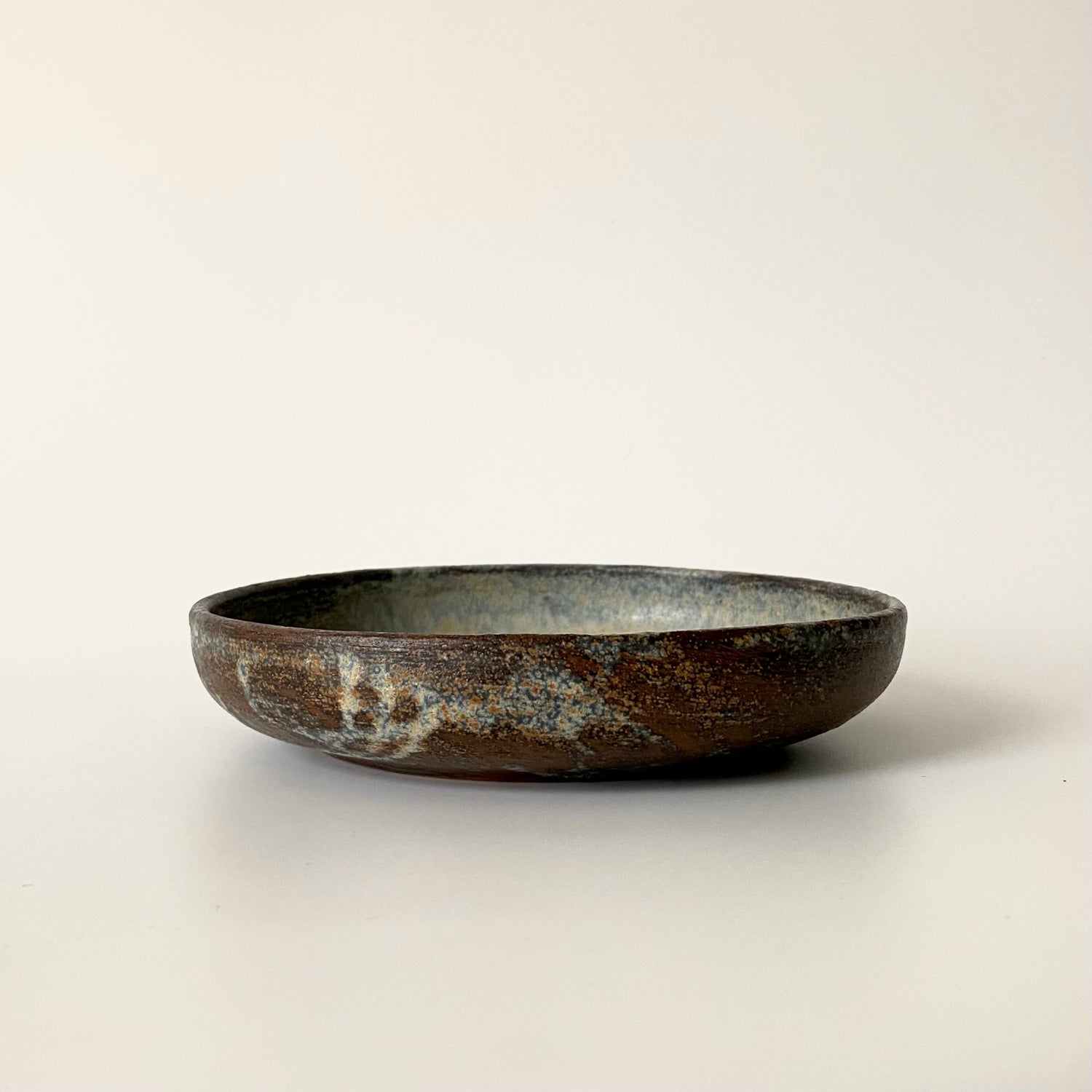 Ceramic 7" Shallow Bowl - Leaffall | Utsuroi by MIKA