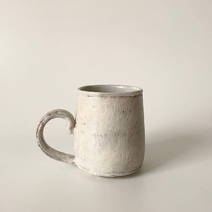 MIKA Handmade Mug – Modern Handle Design, Natural Organic Tones (8oz) / White