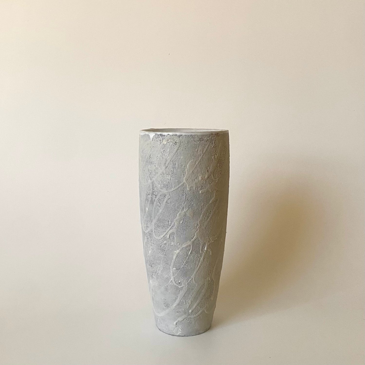 Utsuroi – Handmade Ceramic Vase &