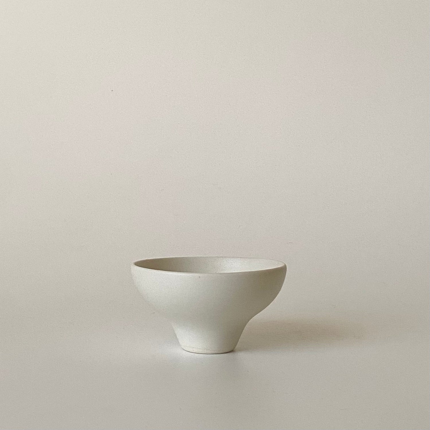 Handcrafted Sake Cups: Taste the Difference | MIKA&