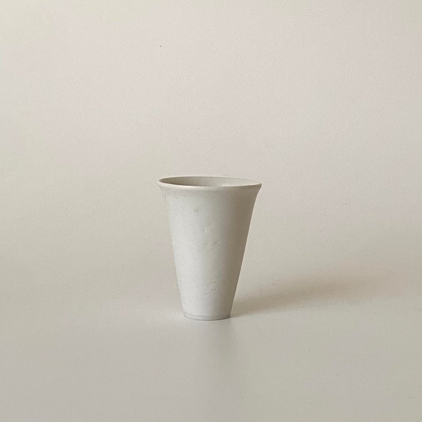 Handcrafted Sake Cups: Taste the Difference | MIKA&
