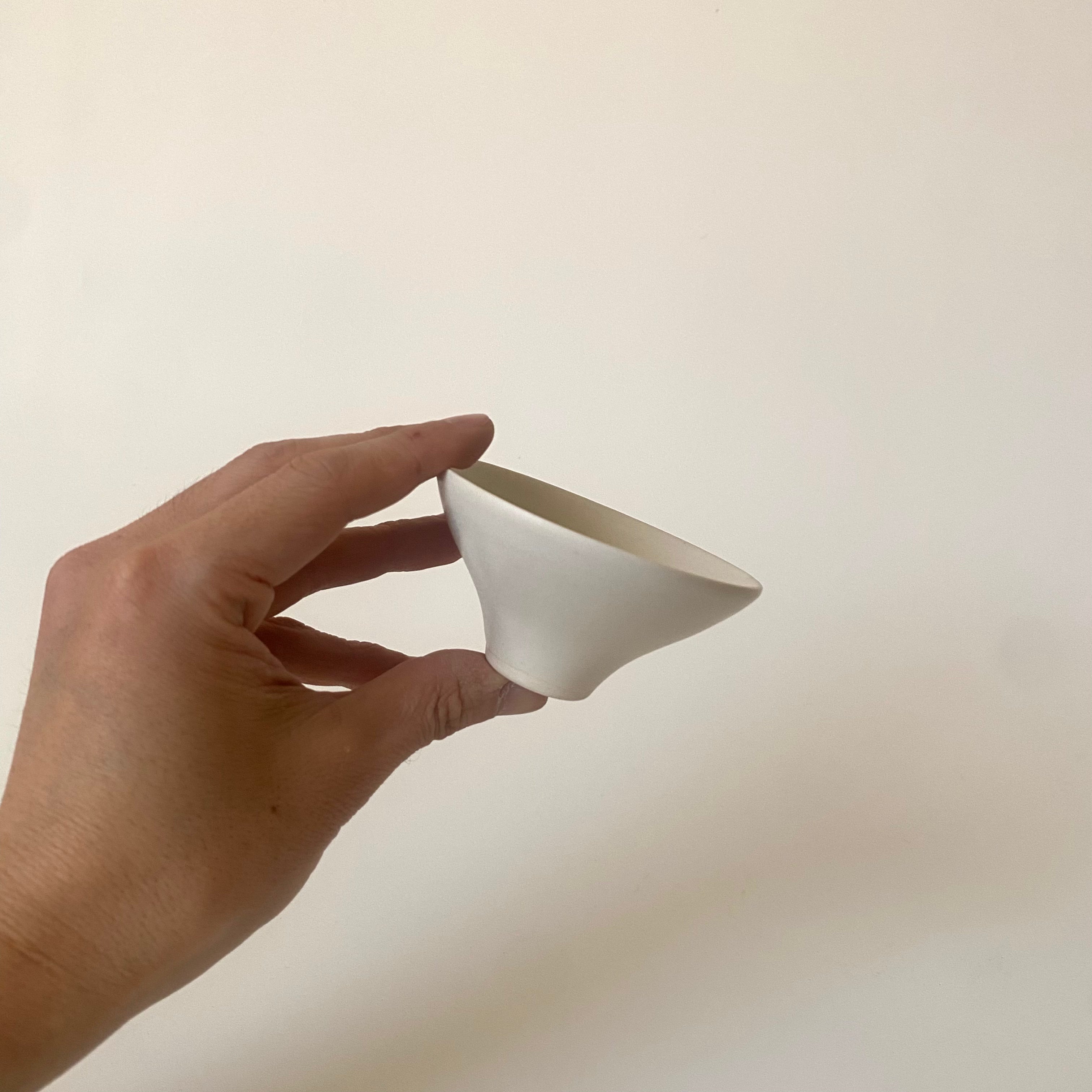 Handcrafted Sake Cups: Taste the Difference | MIKA&