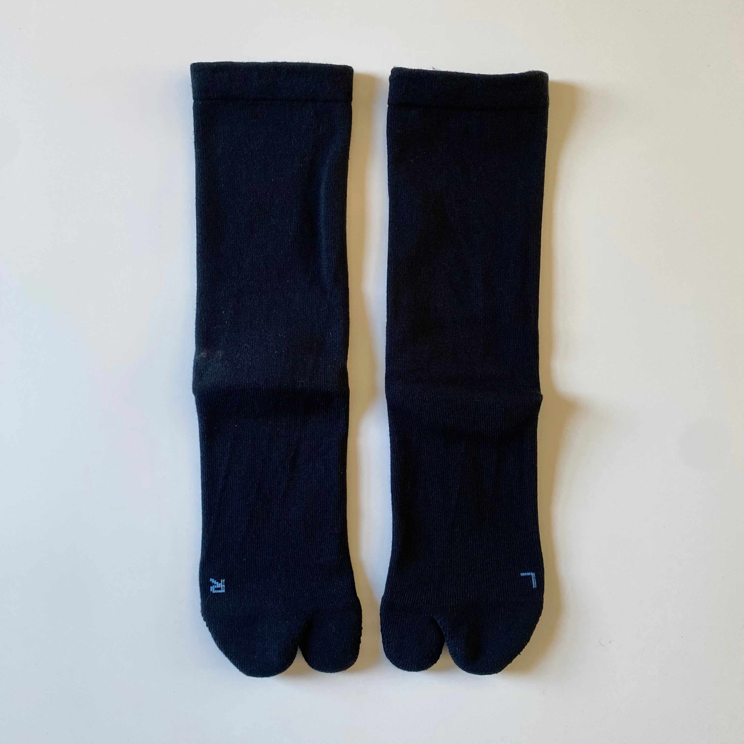 AMITABI Essential Tabi Socks - Taiko Co.Ltd