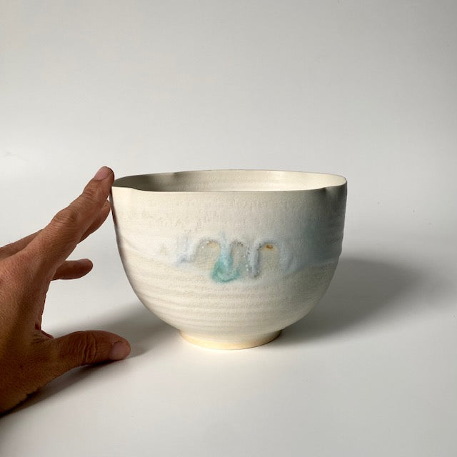 Kayo O’Young / soft cream-colored deep bowl 2023