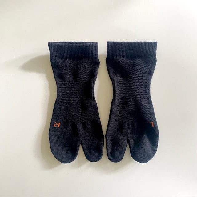AMITABI Ankle Tabi Socks - Taiko Co.Ltd