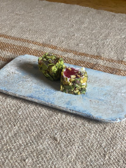 Ceramic rectangular plate | Utsuroi by MIKA