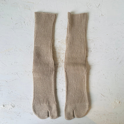 AMITABI Low gauge ribbed tabi socks - Taiko Co.Ltd - MIKAFleurHardgoods