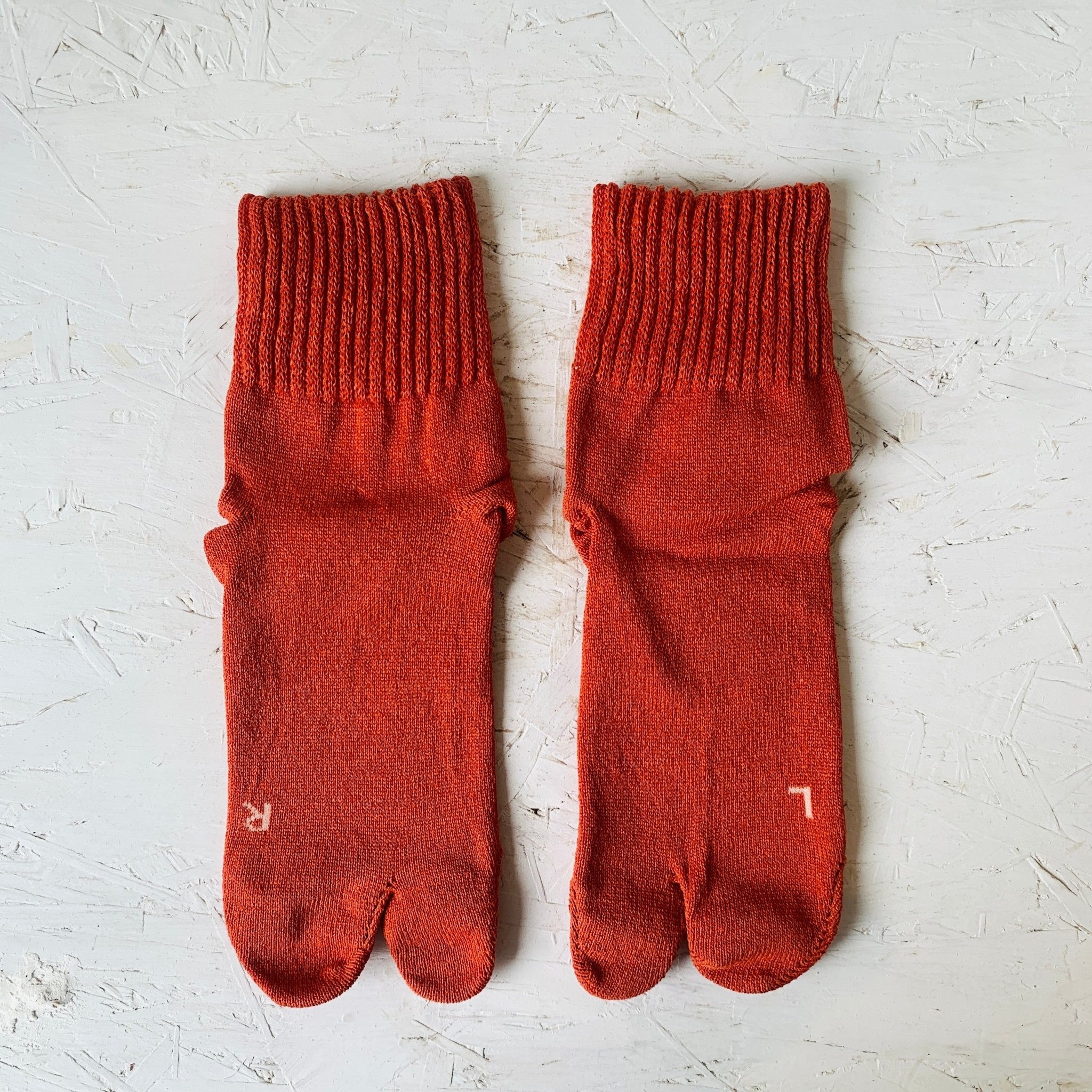 AMITABI Washi Tabi Socks - Taiko Co. Ltd. - MIKAFleurhome goods