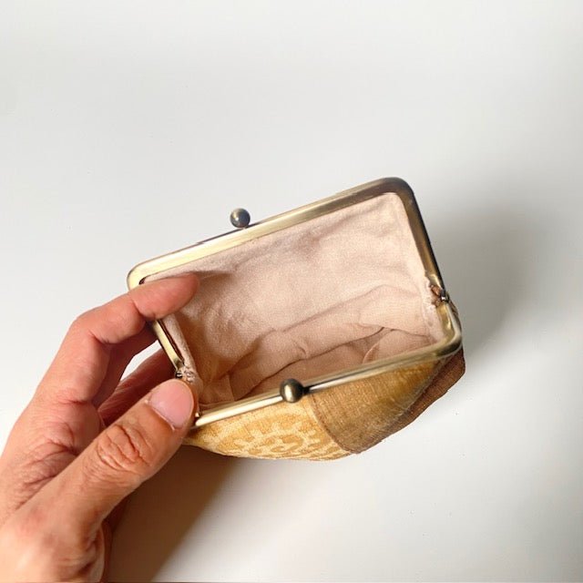 Japanese linen Gamaguchi pouches (kiss-lock pouches) - MIKAHardgoods