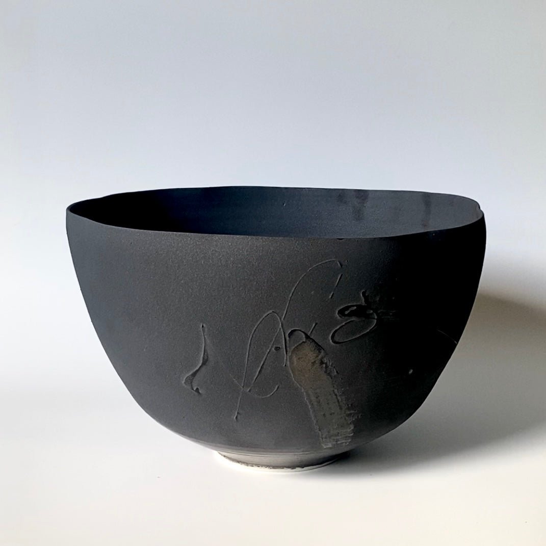 Kayo O’Young / Cobalt black Large Sculptural Bowl 2026 - MIKAHardgoods