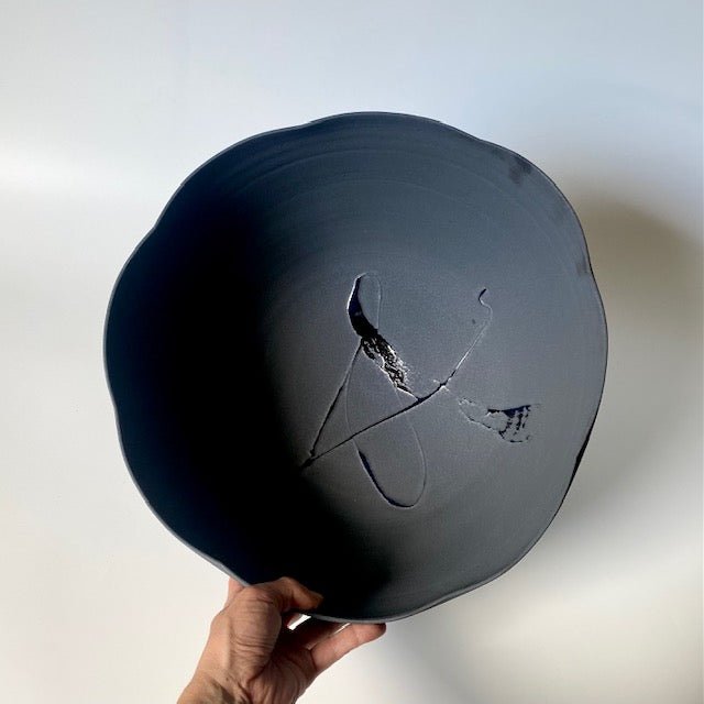 Kayo O’Young / Cobalt black Large Sculptural Bowl 2026 - MIKAHardgoods