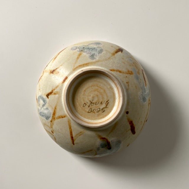Kayo O’Young / soft cream colored Bowl 2025 - MIKAHardgoods