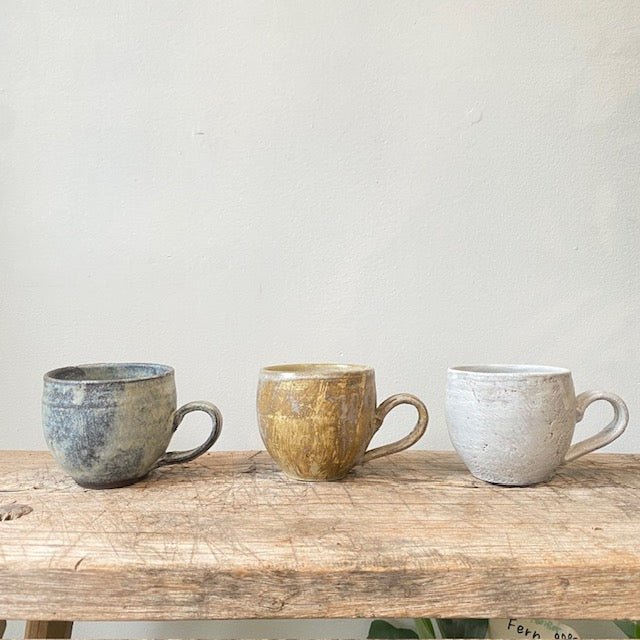 MIKA Original Handmade Round Mug (10oz) /White, Beige