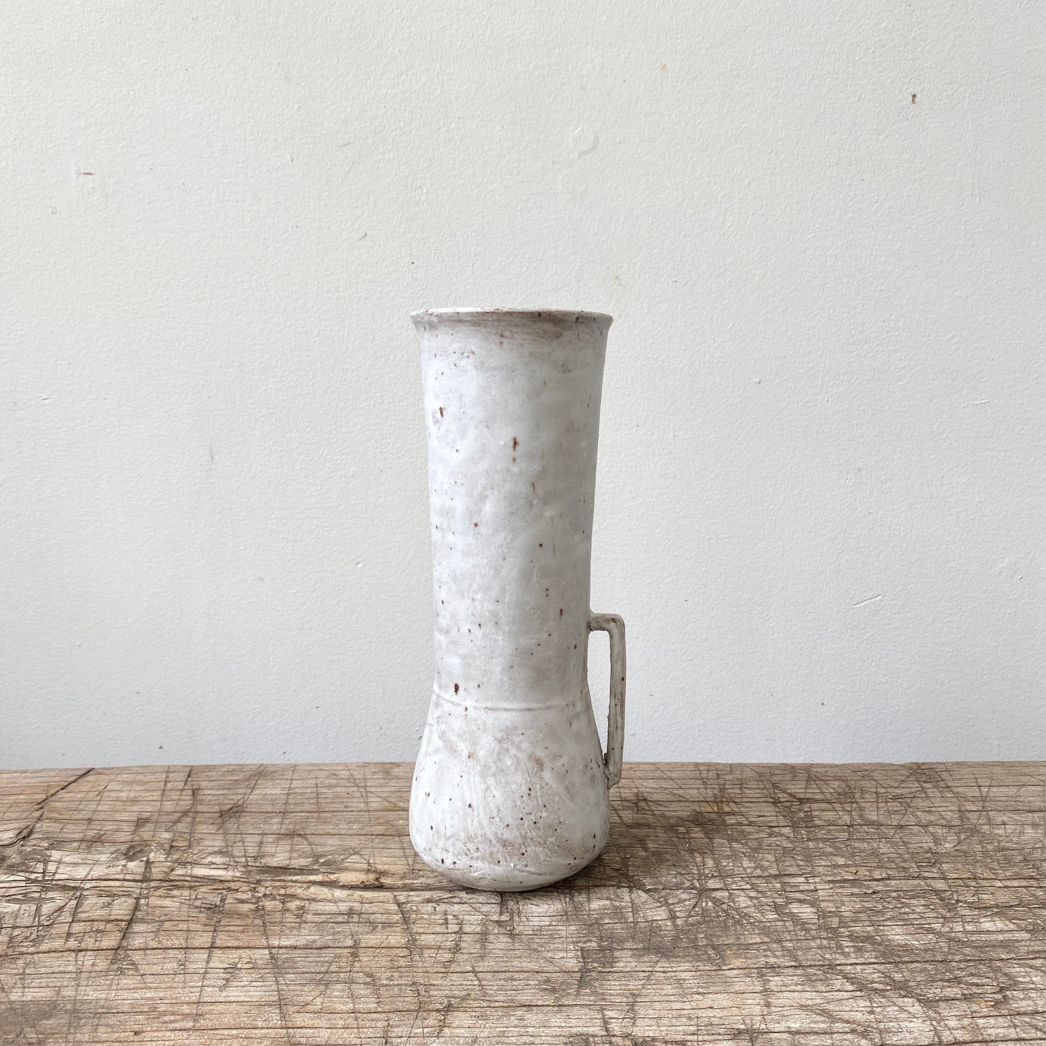 MIKA’S HANDMADE KOHIKI VASE - MIKAHardgoods