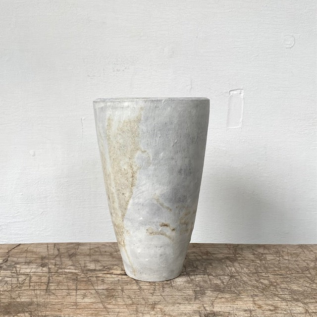 MIKA’S HANDMADE KOHIKI VASE - MIKAHardgoods