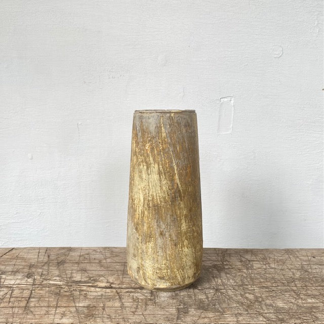 MIKA’S HANDMADE KOHIKI VASE - MIKAHardgoods