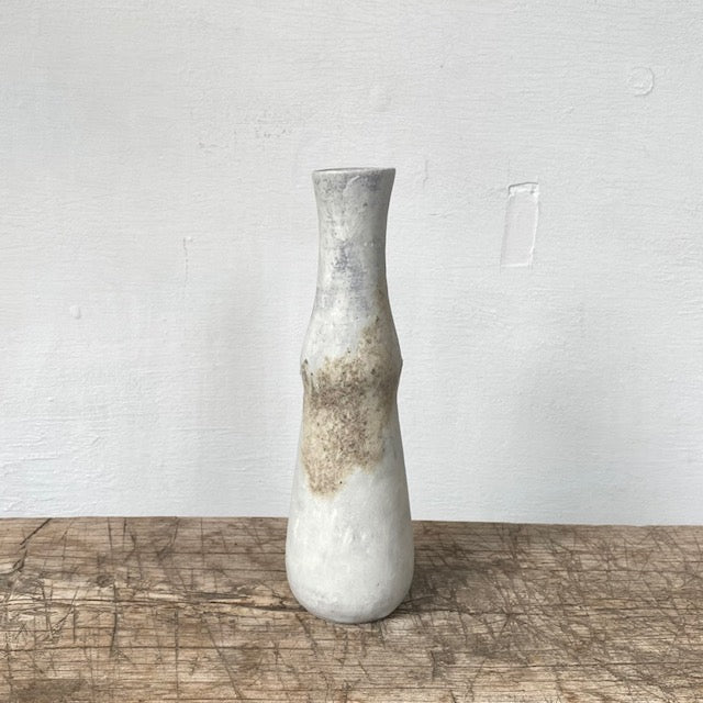 MIKA’S HANDMADE KOHIKI VASE - MIKAHardgoods