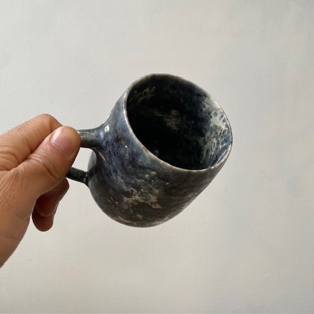 Round Mug/ Makiko Hicher - MIKAHardgoods