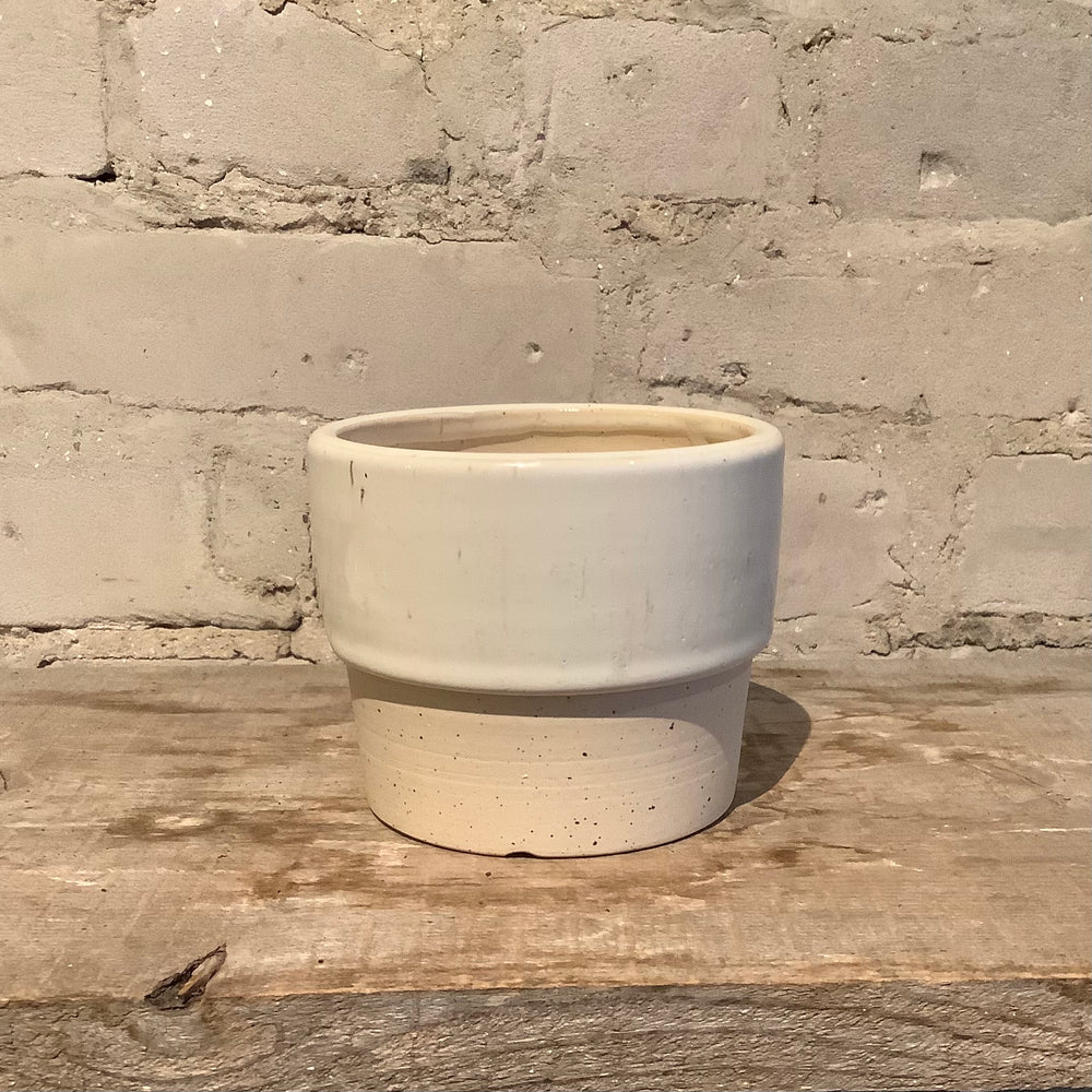
                  
                    Load image into Gallery viewer, MIKA&amp;#39;s handmade pot with drainage holes &amp;amp; saucer
                  
                