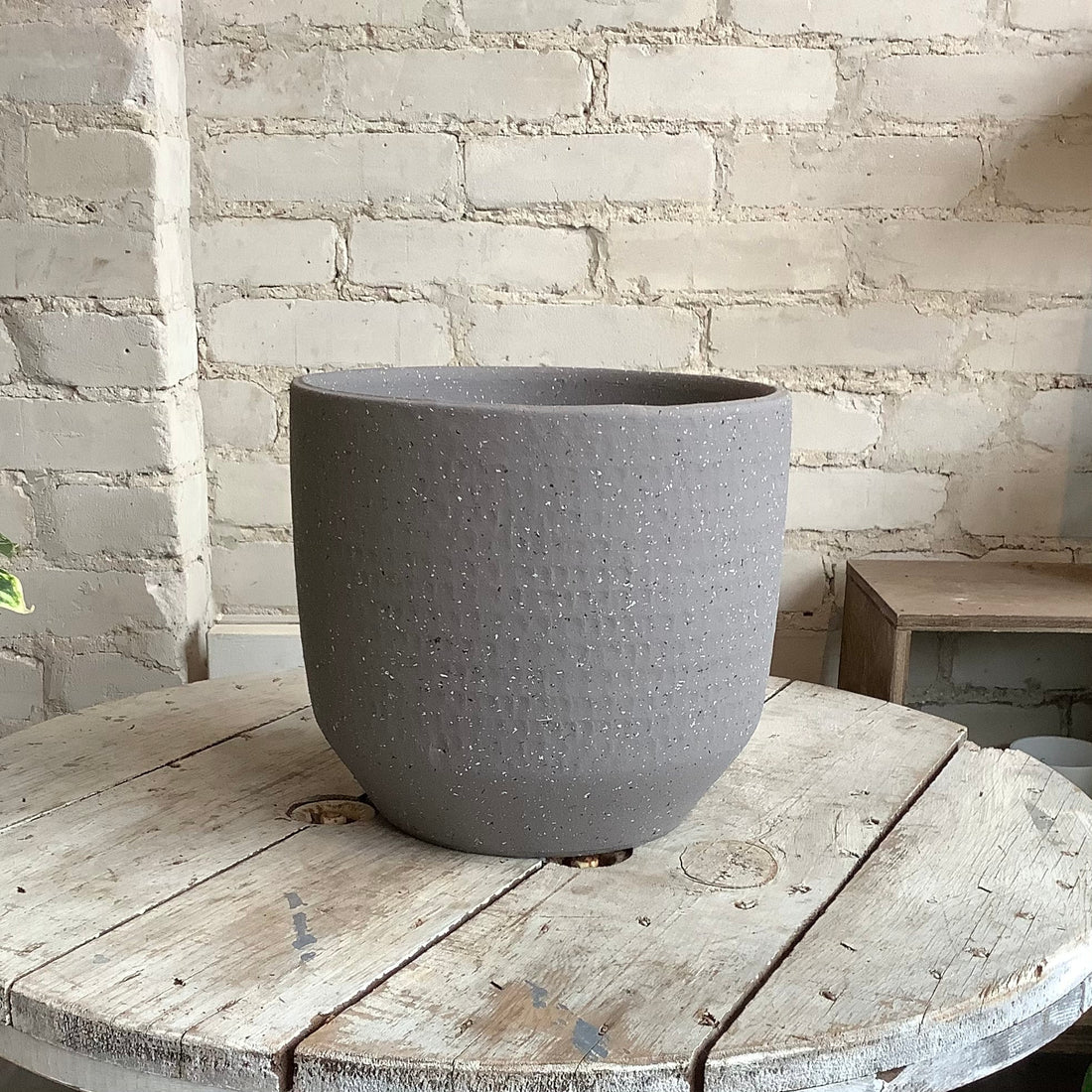 10&quot; Textured pot (Terracotta) - MIKAFleurHardgoods