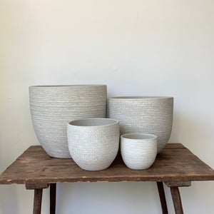 
                  
                    Load image into Gallery viewer, 12&amp;quot; 10&amp;quot; 6&amp;quot; 4&amp;quot; Ceramic pot
                  
                