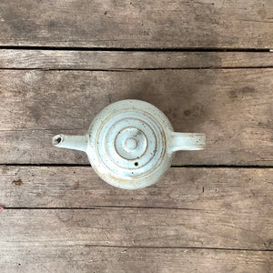 
                  
                    Load image into Gallery viewer, MIKA&amp;#39;s handmade teapot (back handle)
                  
                