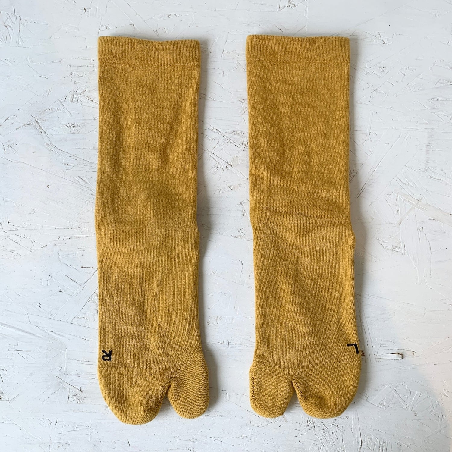 AMITABI Essential Tabi Socks - Taiko Co.Ltd - MIKAFleur