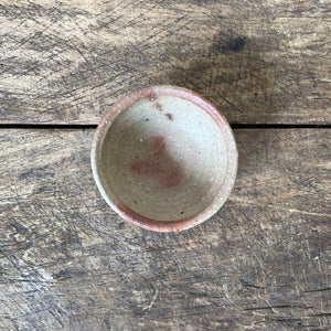 
                  
                    Load image into Gallery viewer, Bizen ware Sake cup Hidasuki (Mitsuhiro Kaneshige) - MIKAFleurHardgoods
                  
                